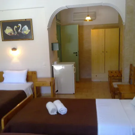 Dimitris Hotel 3*