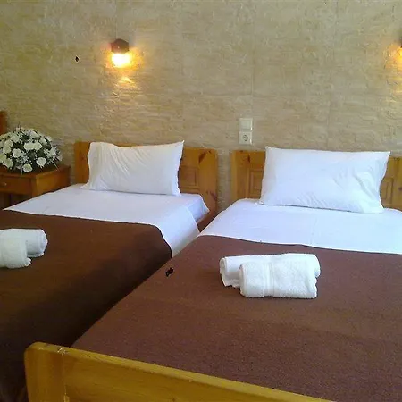 Dimitris 3*